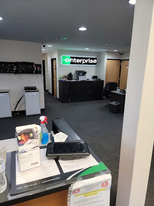 Enterprise Rent-A-Car Picture 10