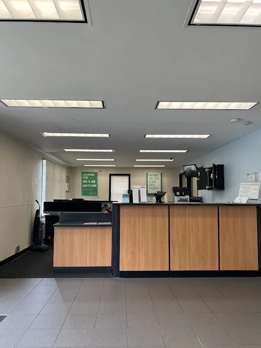 Enterprise Rent-A-Car Picture 1