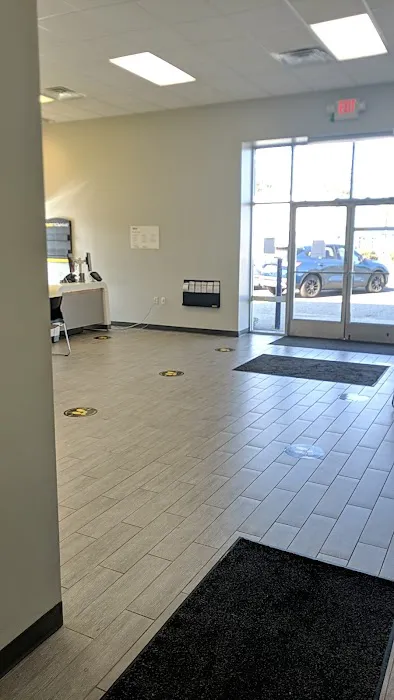 Hertz Car Rental - Hicksville - West John Street Picture 5