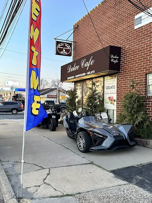 Strong Island Slingshot Rentals Picture 3