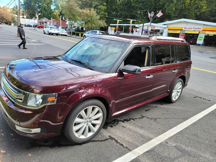 Budget Car Rental Picture 2