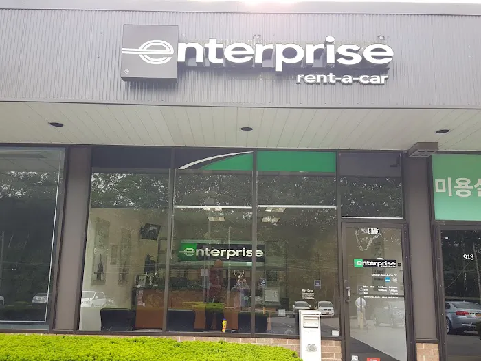 Enterprise Rent-A-Car Picture 6