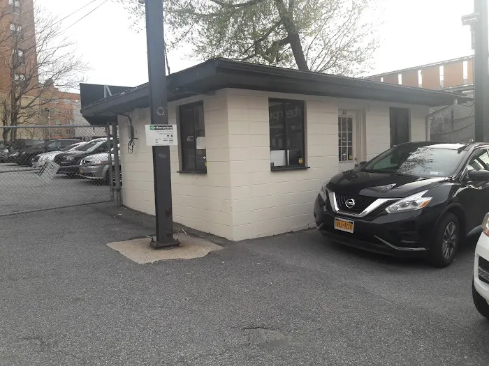 Enterprise Rent-A-Car Picture 1
