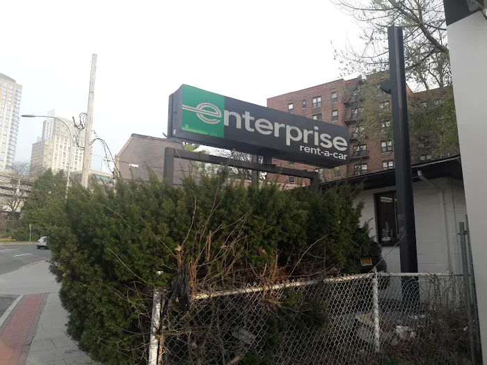 Enterprise Rent-A-Car Picture 8