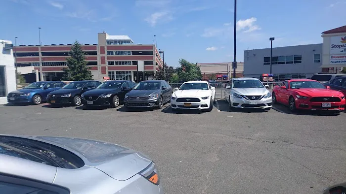 Avis Car Rental Picture 5