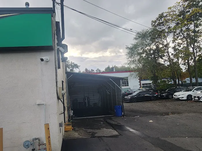 Enterprise Rent-A-Car Picture 9