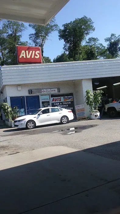 Avis Car Rental Picture 2