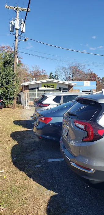 Hertz Car Rental - Lakewood - Ocean Avenue Picture 1
