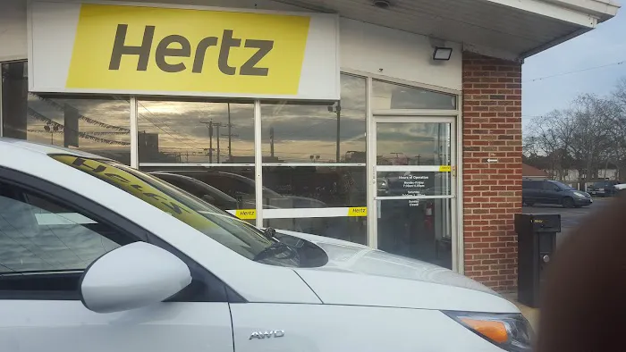 Hertz Car Rental - Lakewood - Ocean Avenue Picture 5