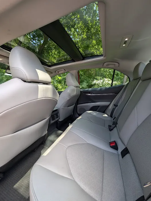 Velocity Rent A Car Picture 10