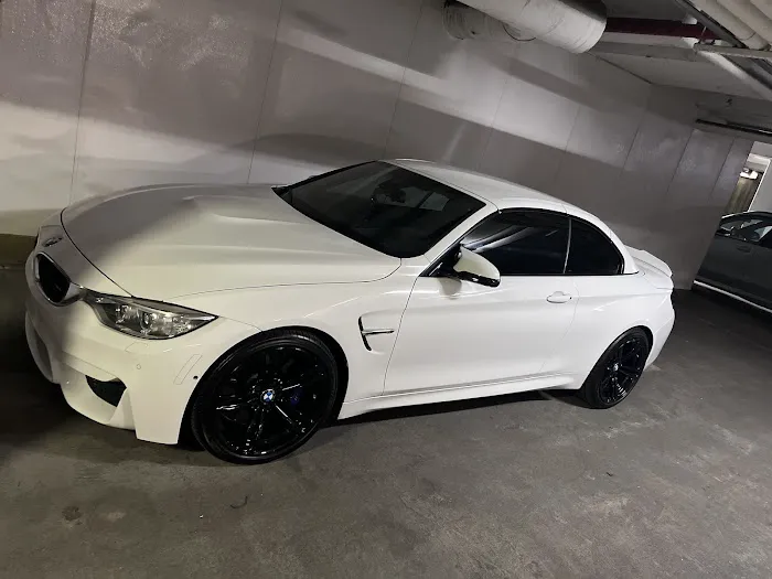 107 Motors Auto Sales & Car Rentals Picture 6
