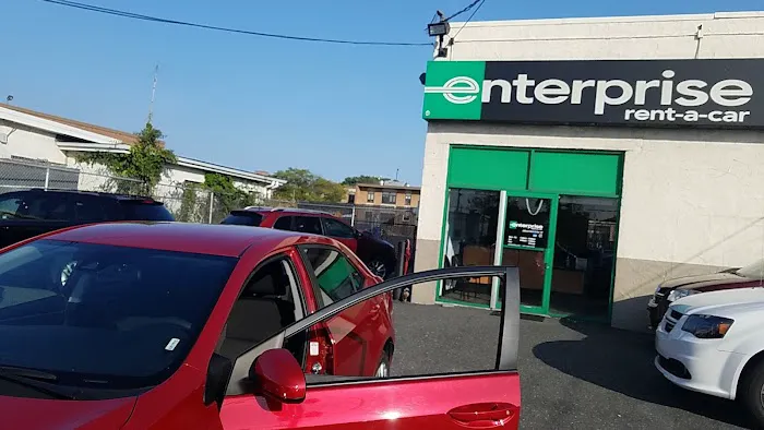 Enterprise Rent-A-Car Picture 1