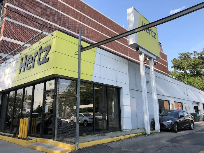 Hertz Car Rental - White Plains - Haarlem Avenue Picture 4