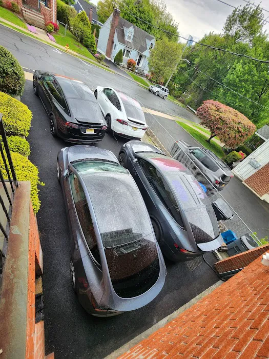 Righteous Rides Car Rental Picture 4