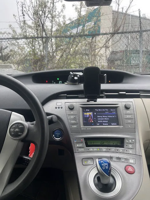 Righteous Rides Car Rental Picture 7