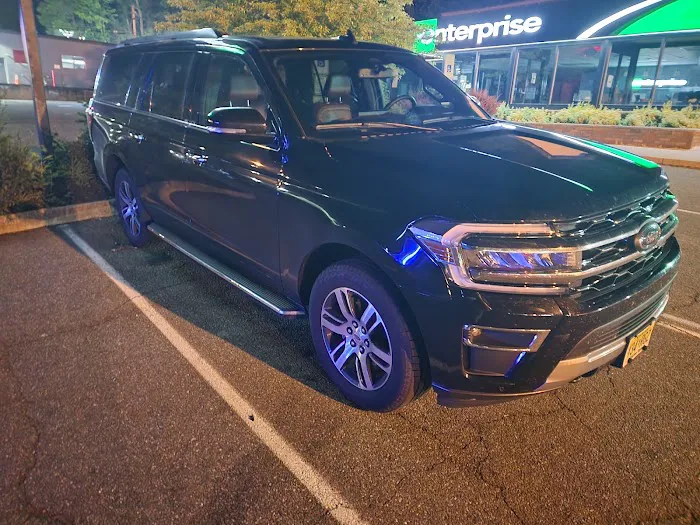 Enterprise Rent-A-Car Picture 8