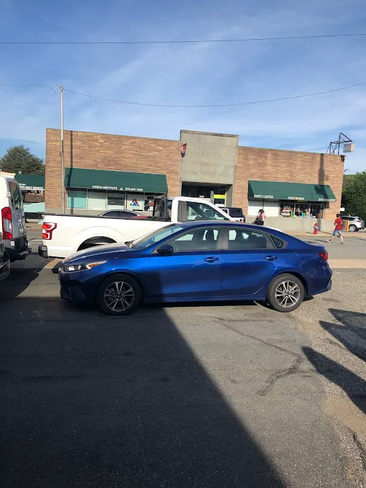 Priceless and Rent A Wreck Picture 1