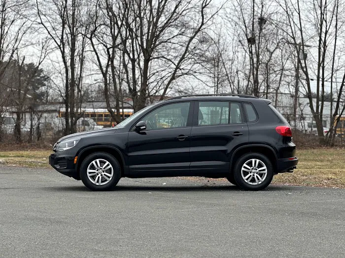 The Rental Car King Picture 7