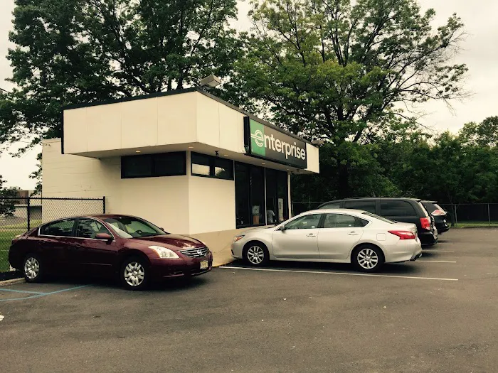 Enterprise Rent-A-Car Picture 2