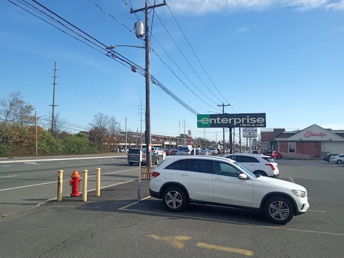 Enterprise Rent-A-Car Picture 5