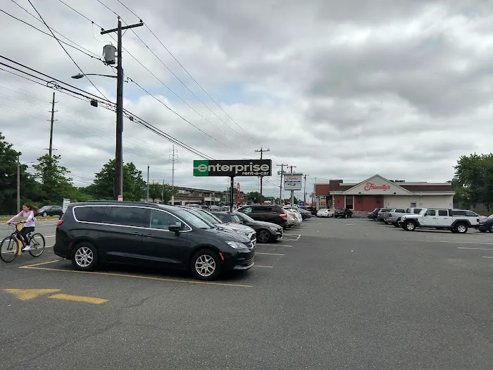Enterprise Rent-A-Car Picture 2