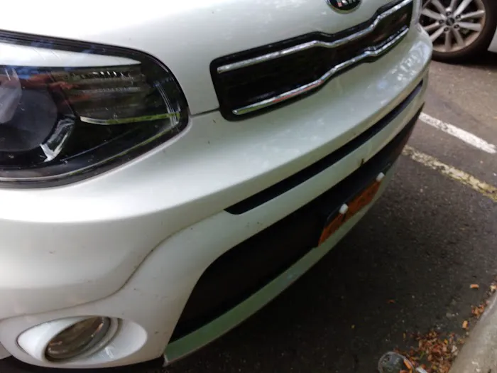 Avis Car Rental Picture 2