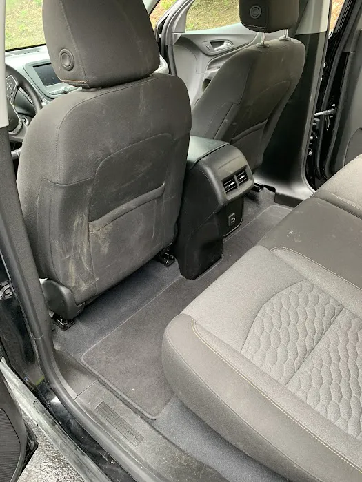 Avis Car Rental Picture 3