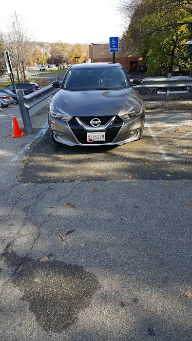 Enterprise Rent-A-Car Picture 2