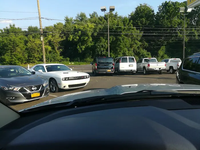 Hertz Car Rental - Fairless Hills - Lincoln Highway Picture 9