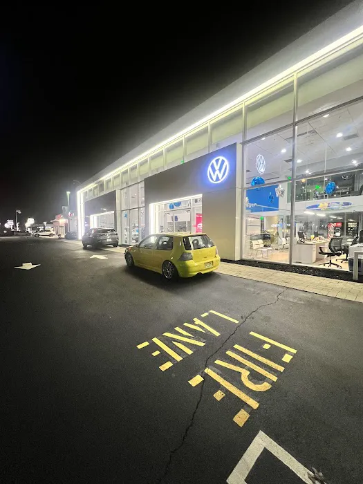Avis Car Rental Picture 3