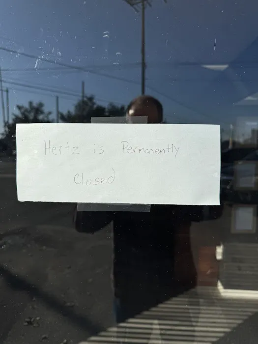 Hertz Car Rental - Deer Park Commack Hle Picture 6