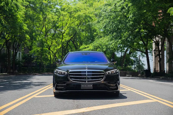 RealCar: Premium & Luxury Car Rental Westchester County Airport HPN Picture 5