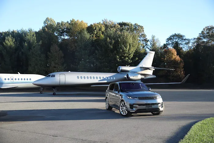 RealCar: Premium & Luxury Car Rental Westchester County Airport HPN Picture 8