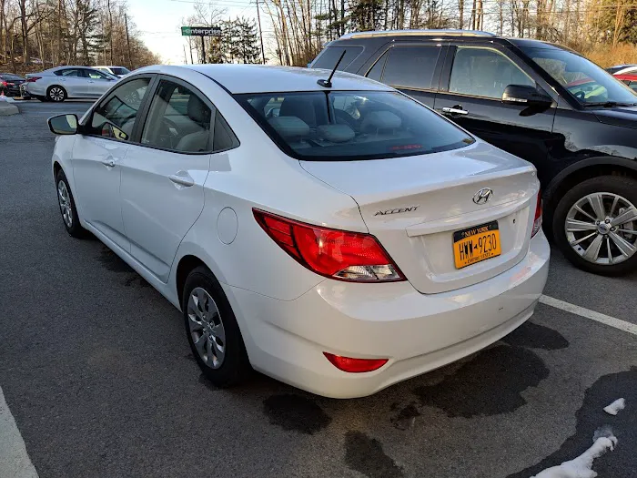 Enterprise Rent-A-Car Picture 6