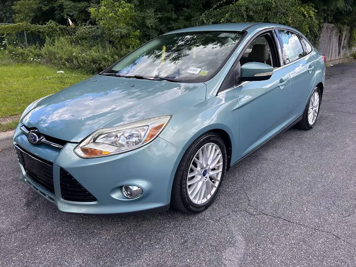 Rent a Car Picture 5