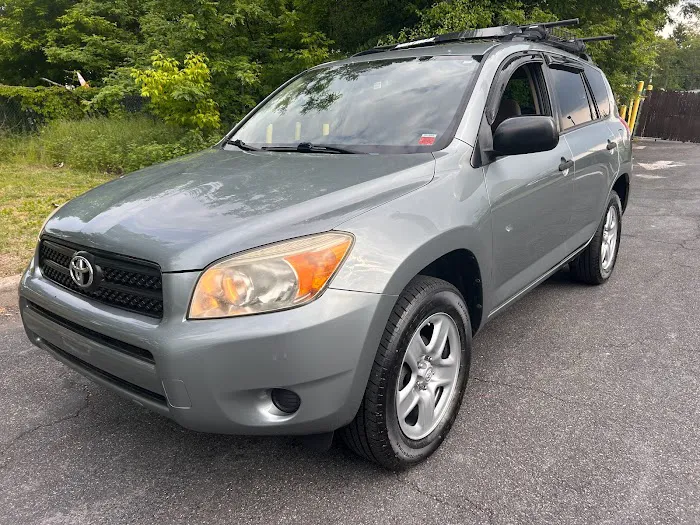 Rent a Car Picture 7