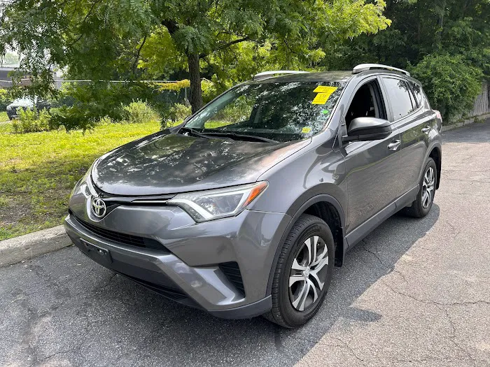 Rent a Car Picture 10