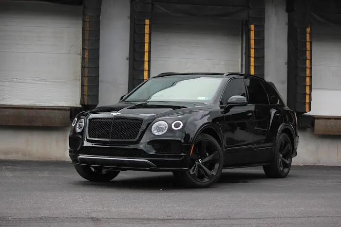 Veluxity Exotic Car Rental Picture 7