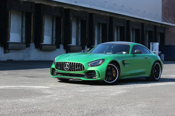 Veluxity Exotic Car Rental Picture 10
