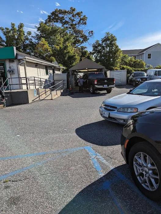 Enterprise Rent-A-Car Picture 3