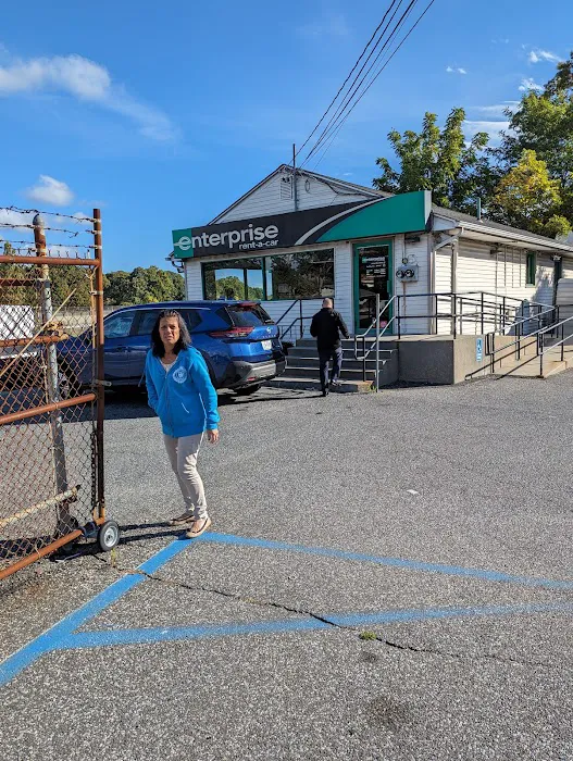 Enterprise Rent-A-Car Picture 10