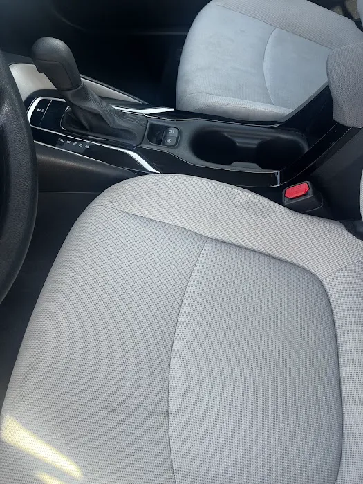 Hertz Car Rental - Smithtown - East Jericho Turnpike Picture 4