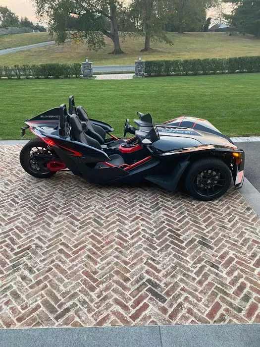 Cesar’s Slingshot Rentals LLC Picture 8