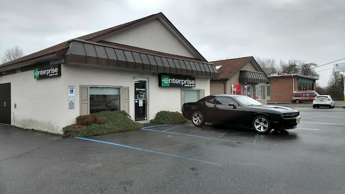 Enterprise Rent-A-Car Picture 2
