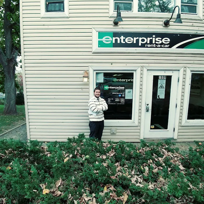 Enterprise Rent-A-Car Picture 2