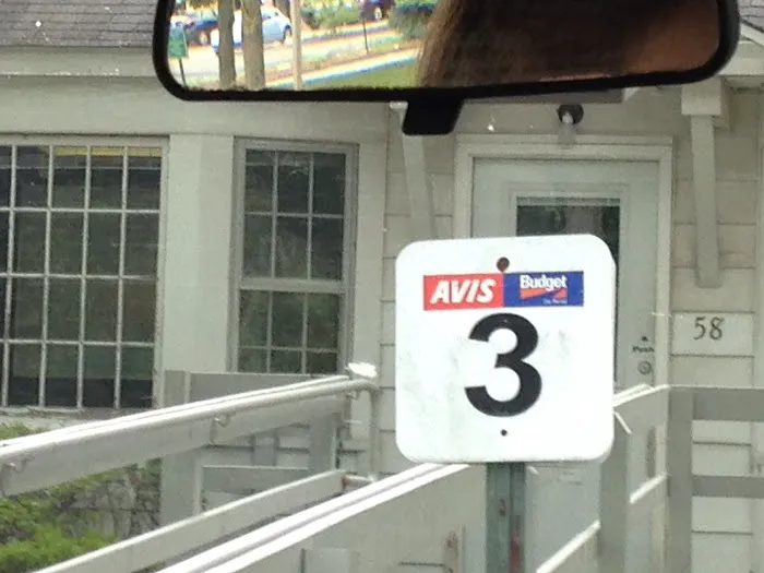 Avis Car Rental Picture 5