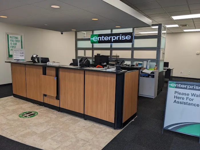 Enterprise Rent-A-Car Picture 3
