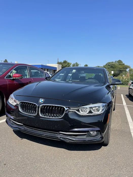 Avis Car Rental Picture 9