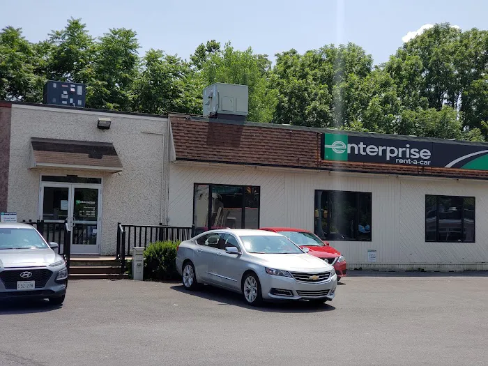 Enterprise Rent-A-Car Picture 9