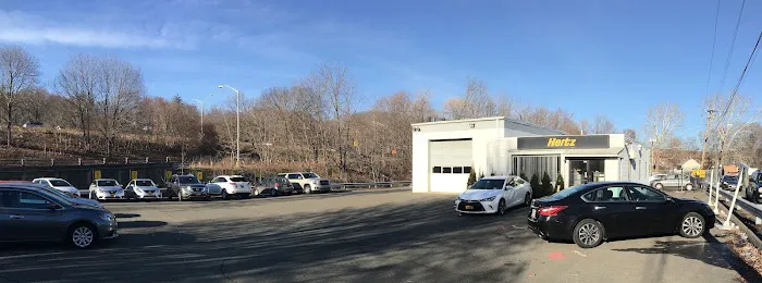 Hertz Car Rental - Danbury - Tooley Lane Picture 1